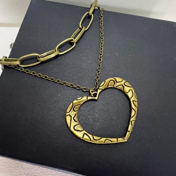 Antique Bronze 2 Chain Heart Pendant Necklace - Picture 2 of 4